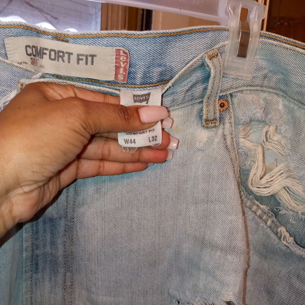Men Distressed Jeans